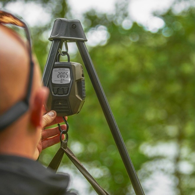 Avid - Revolve Weigh Tripod