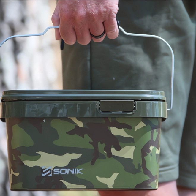 SONIK - Square Camo Buckets