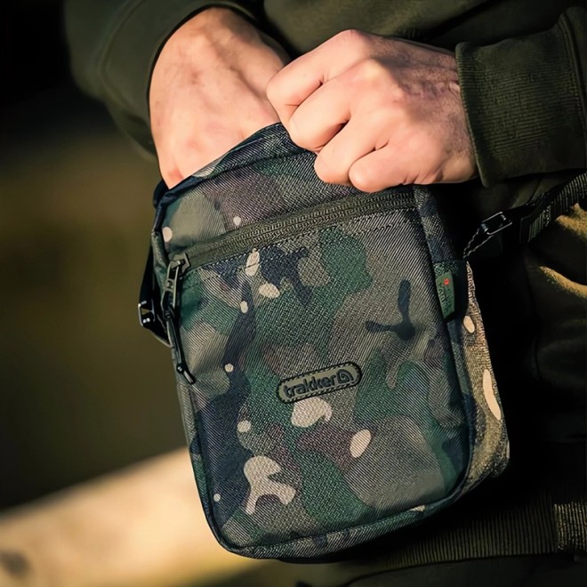Trakker - NXC Camo Essentials Bag